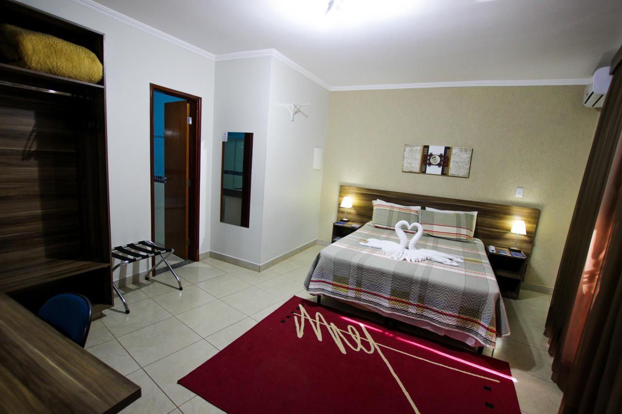 Beira Lago Palace Hotel Morrinhos  Exterior foto